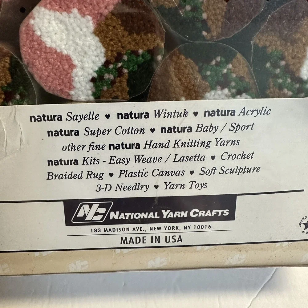 National Yarn Crafts Latch Hook Kit Victorian Roses R877 Made in USA 1988 New